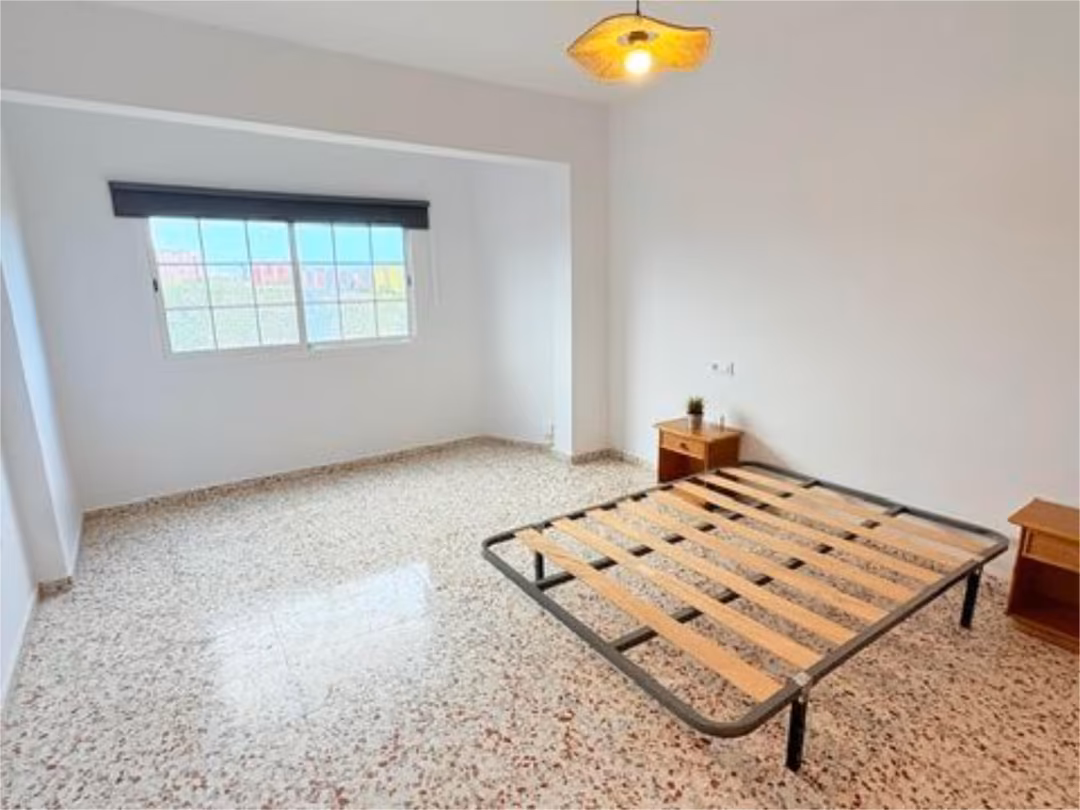 Piso en  Calle Ana María Margenat 11 - Foto 11