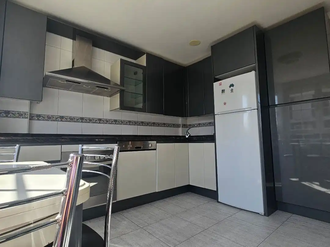 Chalet en  Avenida Fontana 1 - Foto 2