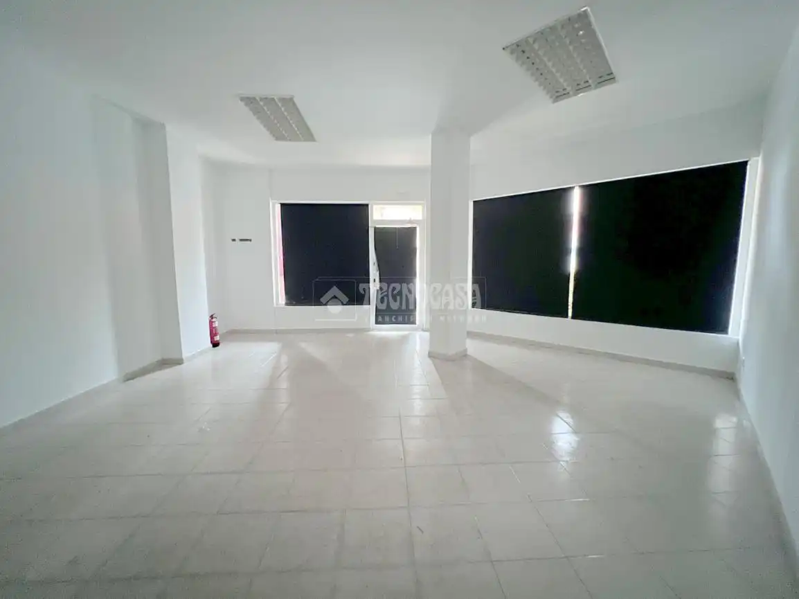 Local comercial en Leganés - Foto 3