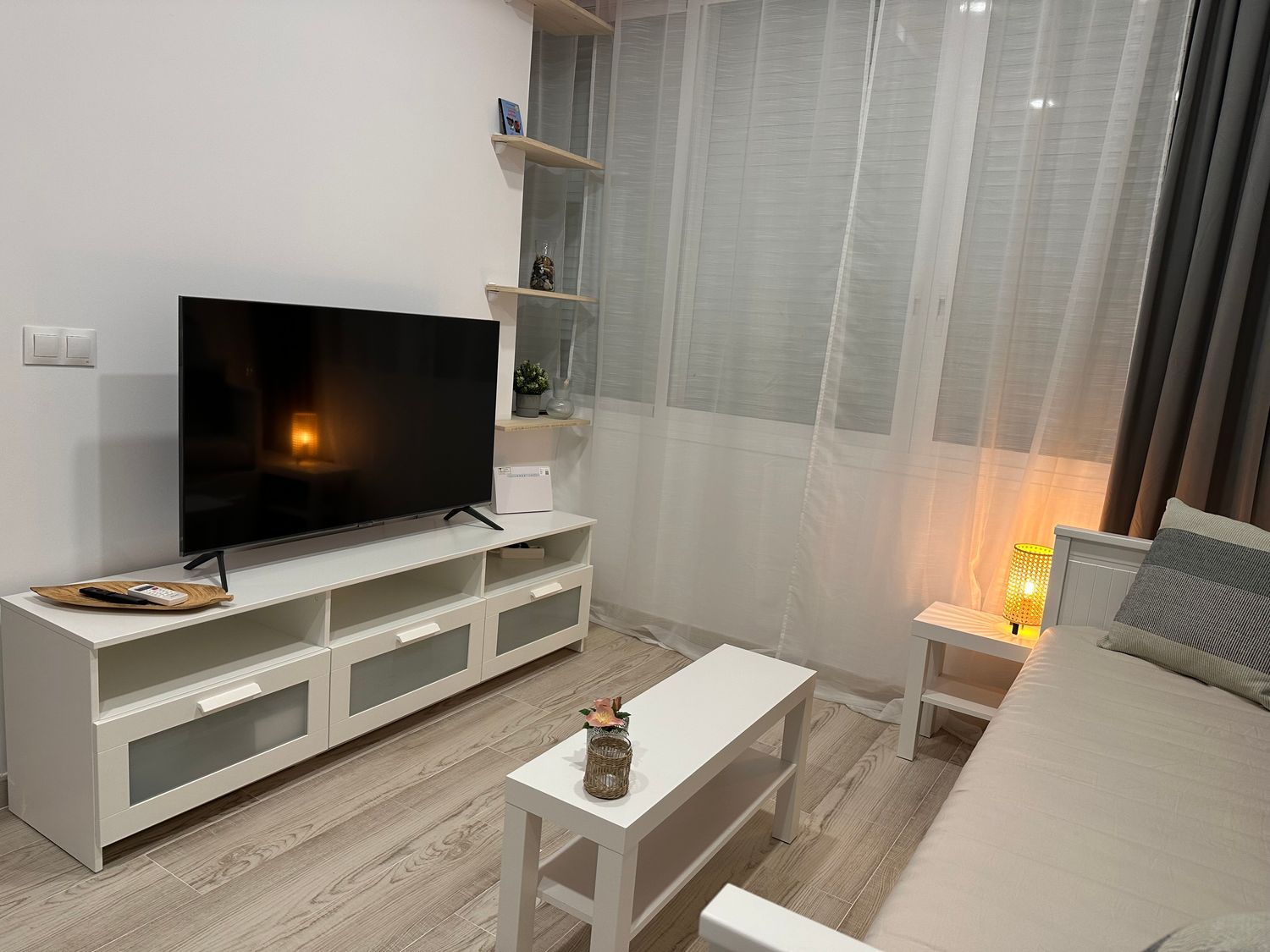 Piso en calle Decano Agustín Moreno, 3 - Foto 3