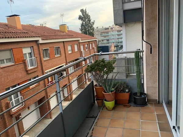 Piso en Calle del Pintor Viver s/n - Foto 1