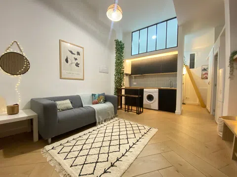 Piso en calle de Barcelona, 6