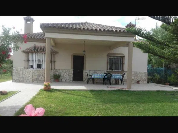 Casa o chalet independiente en Calle Almendra, 12 - Foto 1
