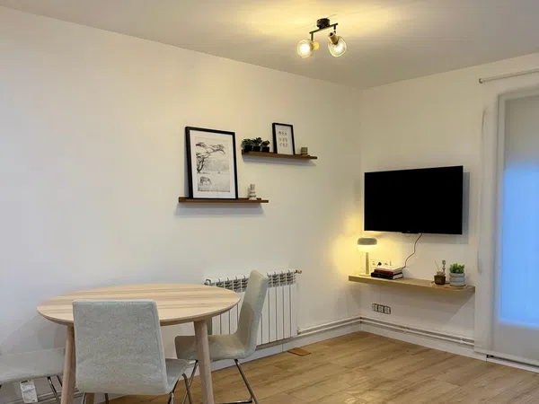 Piso en calle de Jerónimo Vicens, 14 - Foto 3