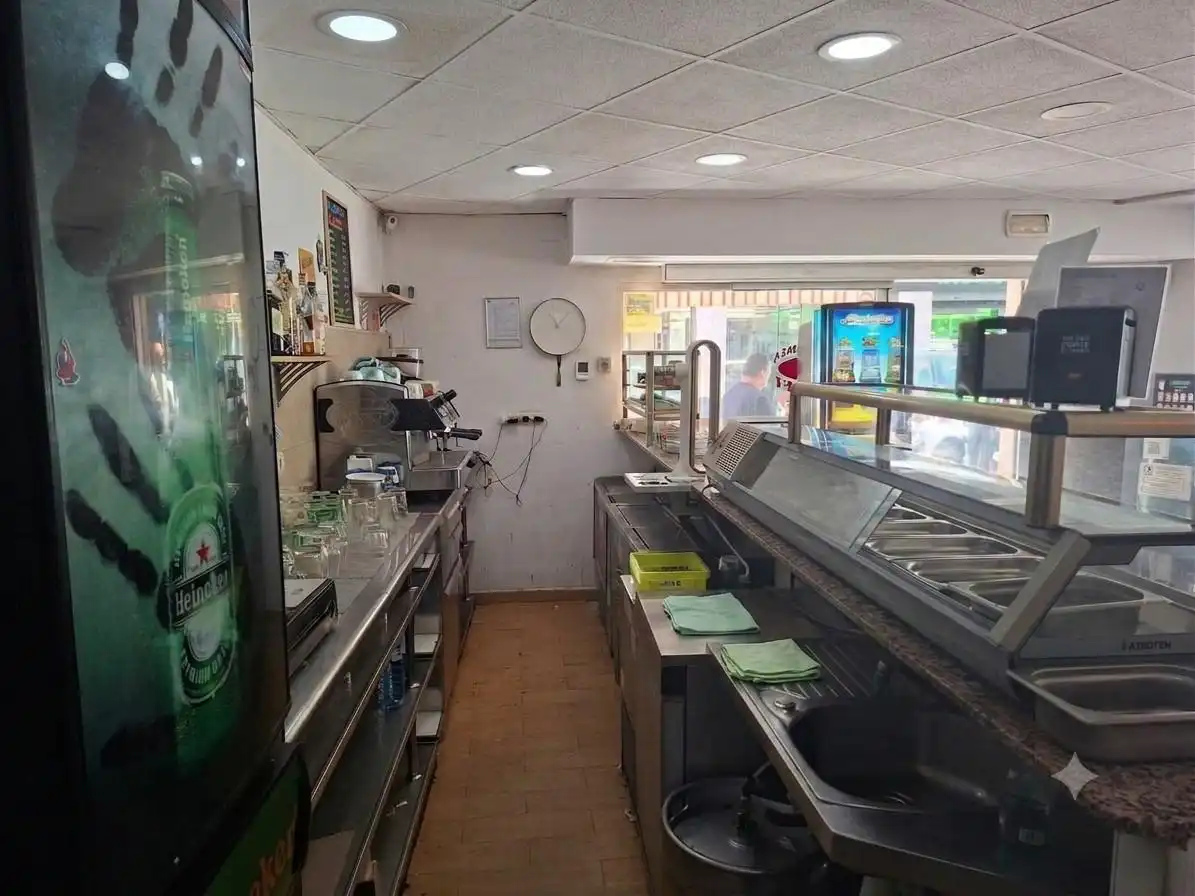 Local comercial en  Valencia Capital - Foto 3