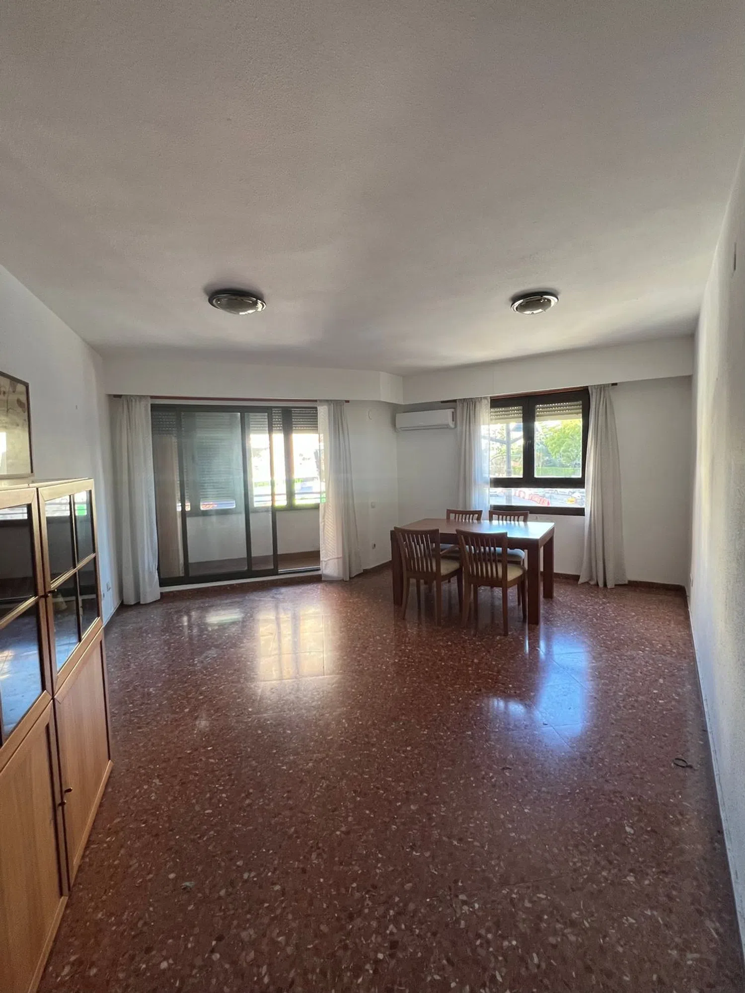 Piso en avenida de Pérez Galdós, 137