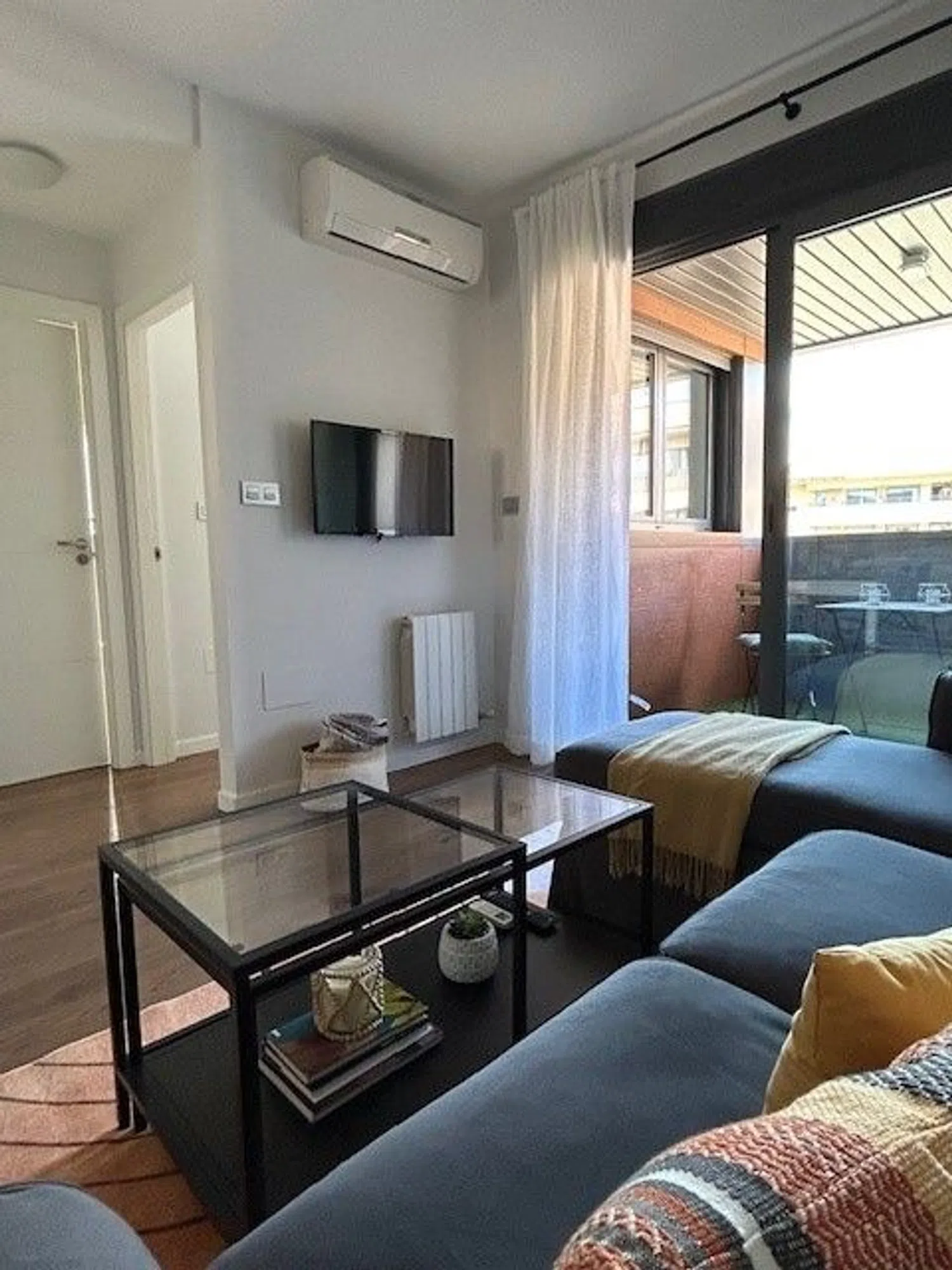 Piso en avenida de la Ilustración, 101 - Foto 4