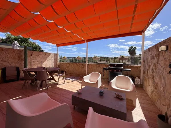 Chalet adosado en Calle Brida, 2, Hipódromo - Cerrado del Águila, Hipódromo - Cerrado del Águila - Foto 1