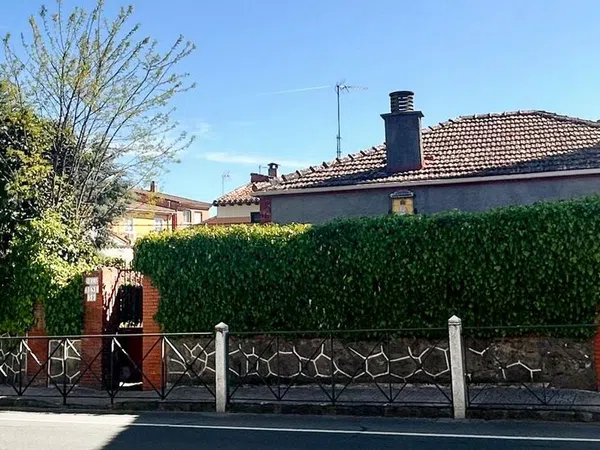 Casa de pueblo en Avenida de Madrid, 57 - Foto 1