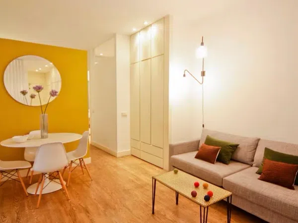 Piso en travesía del Almendro, 5