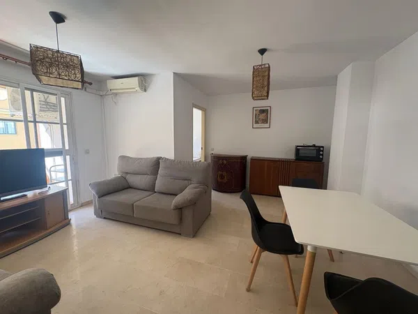 Piso en Alameda de Capuchinos - Foto 1