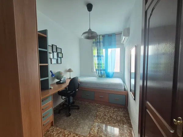 Piso en Calle Pintor Arbasia, 1, Valdeolleros - Zumbacón - Camping - Foto 6