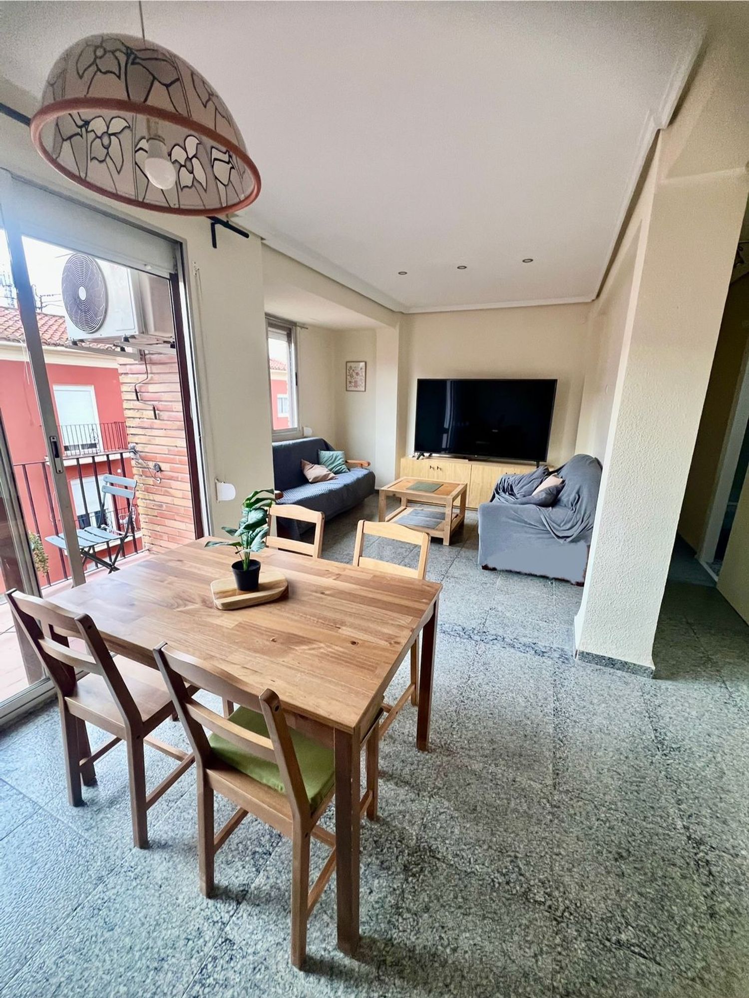 Piso en calle de Sant Domènec Savio, 12 - Foto 1