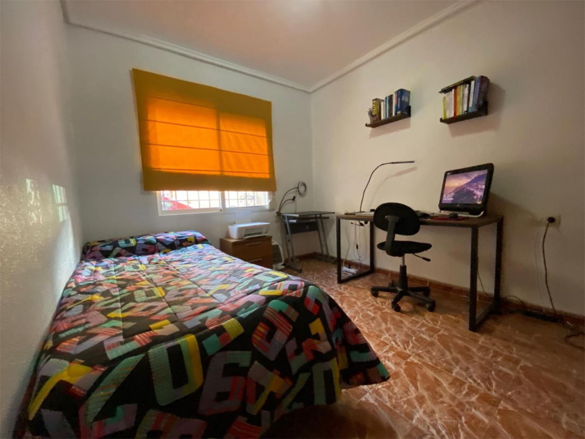 Apartamento en  Carrer de Benassal 5