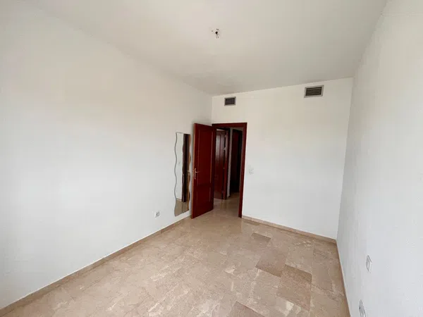 Piso en Urb. residencial los olivares Barrio Parque Alcosa - Foto 12