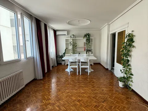 Piso en calle de Roger de Flor, 17