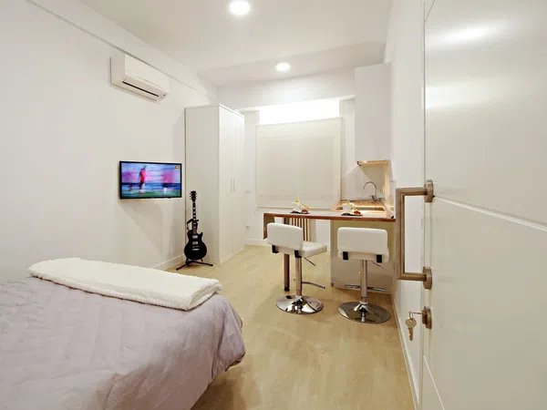 Estudio en calle de Rodríguez San Pedro, 25