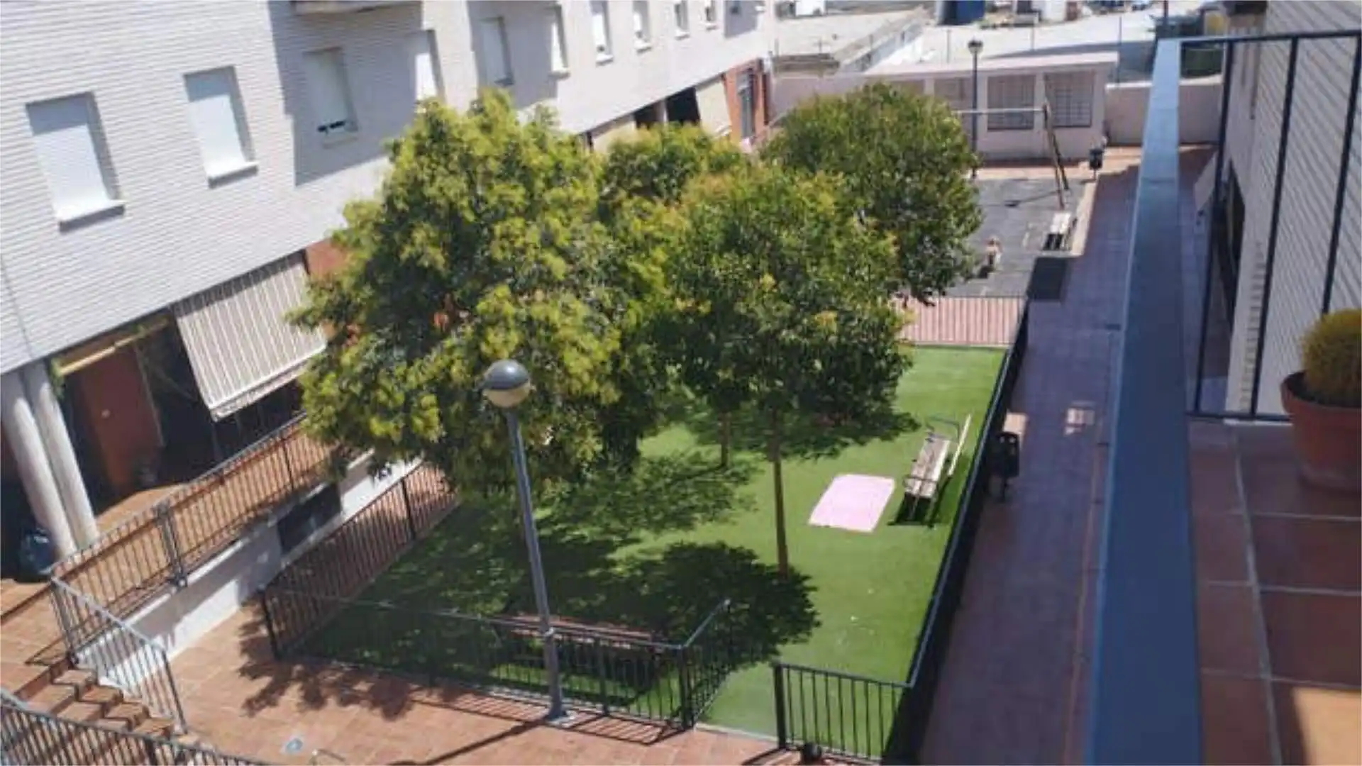 Piso en polideportivo - torre del agua - Foto 2