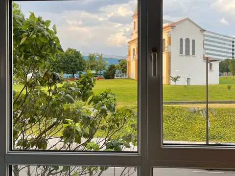 Estudio en avenida Roma, 8