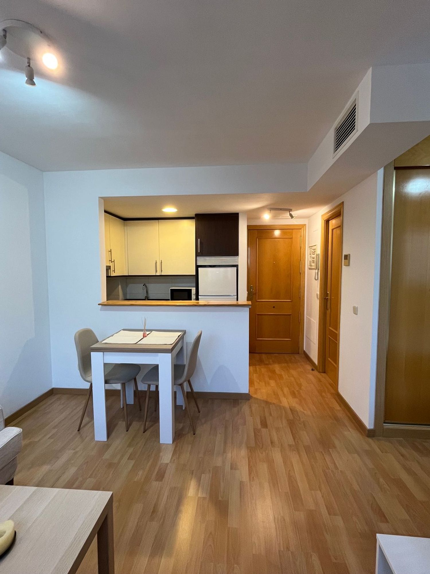 Estudio en calle de la Marquesa Viuda de Aldama, 48 - Foto 2