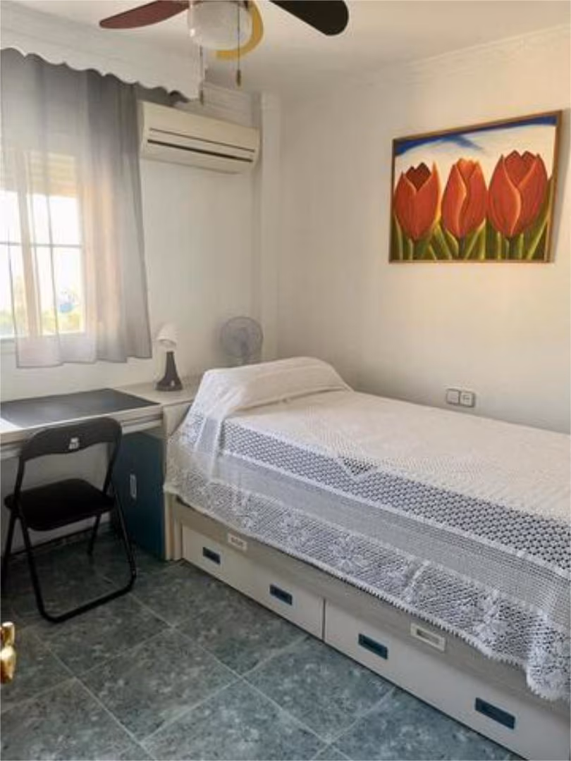 Piso en Los Guindos - Foto 3