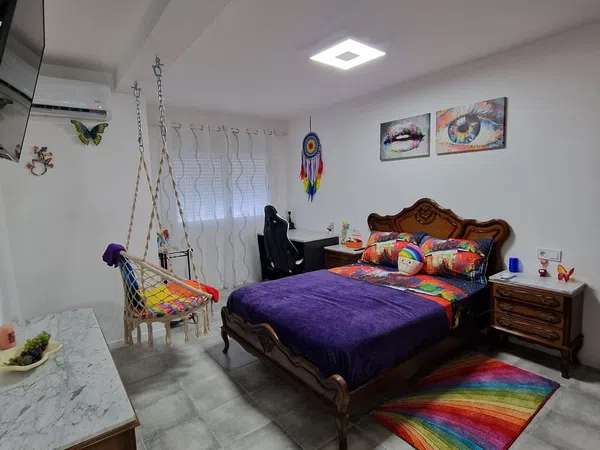 Estudio en calle Benilloba, 41
