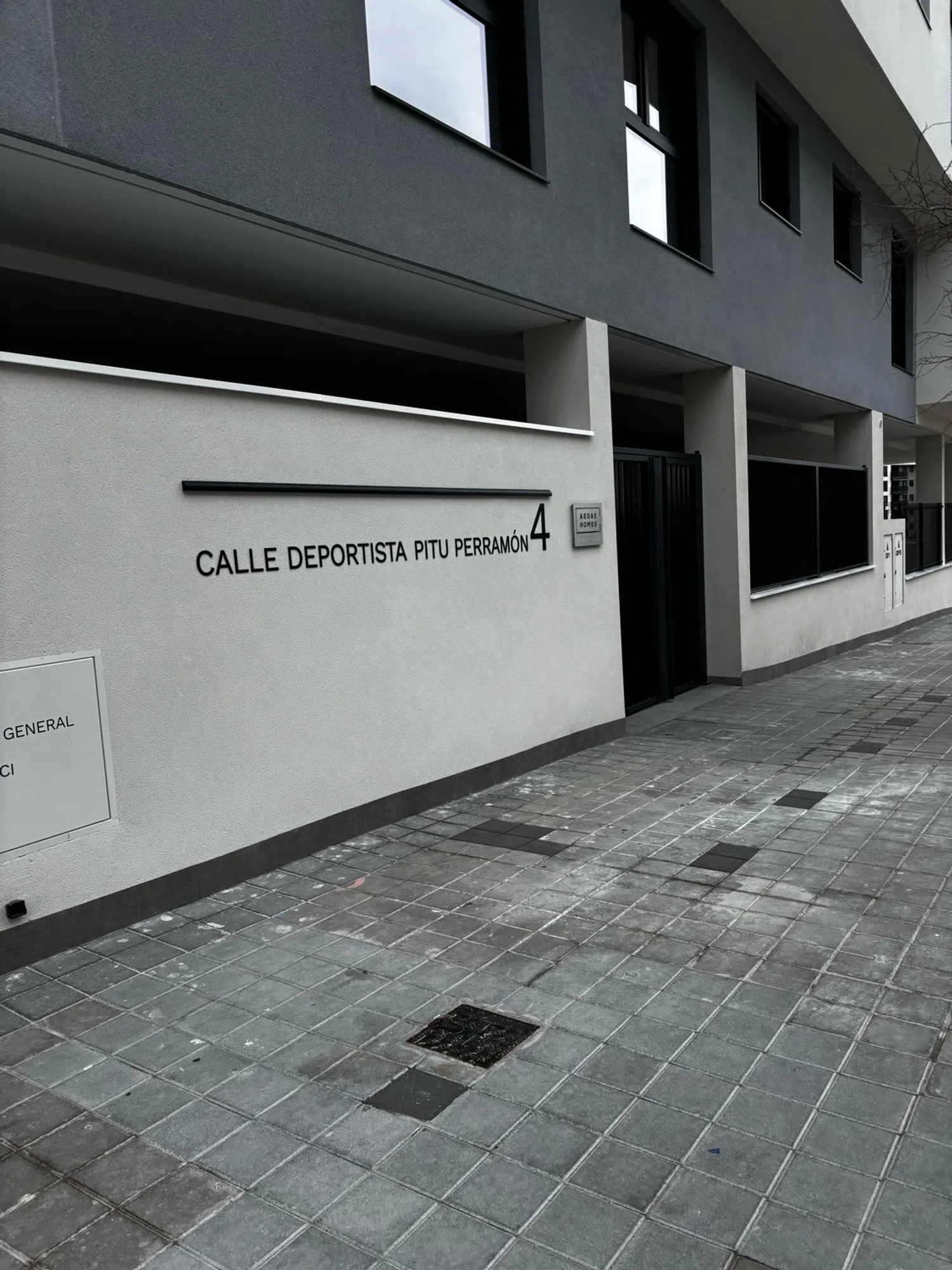 Piso en calle Deportista Pitu Perramón, 4 - Foto 3