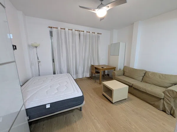 Estudio en avenida Juan Carlos I, 50 - Foto 1