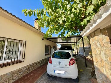 Chalet en  Carrer del Riu Llobregat 514 - Foto 3