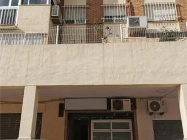 Local comercial en Plantinar - Foto 1