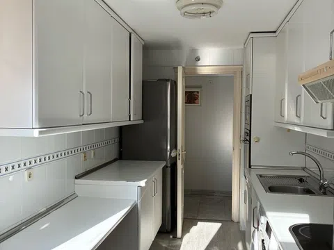 Piso en calle de San Restituto, 49