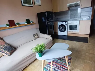 Apartamento en  Calle Pérez de la Sala 33 - Foto 3