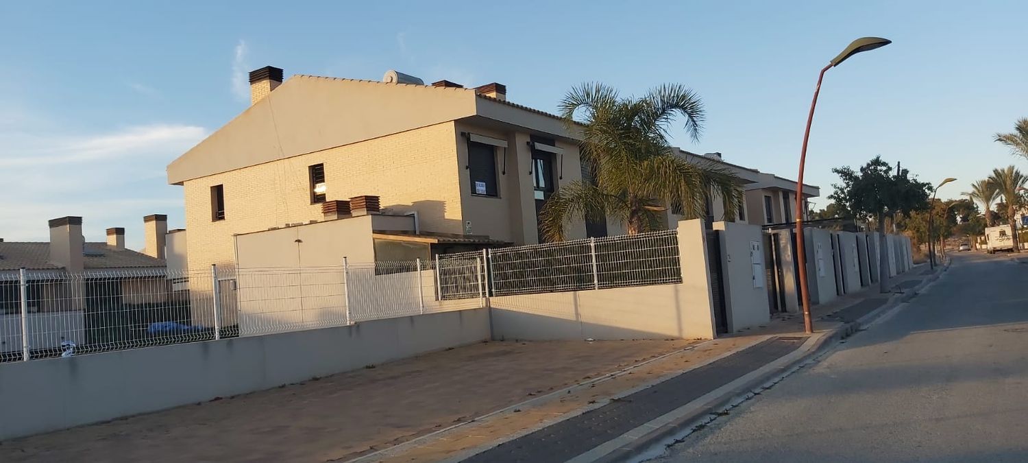 Chalet pareado en Calle poeta enrique Martín Ruiz Funes, 127, La Quinta - Foto 4