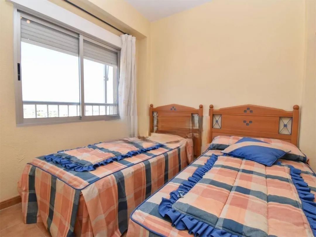 Piso en  Calle Yecla 48 - Foto 7