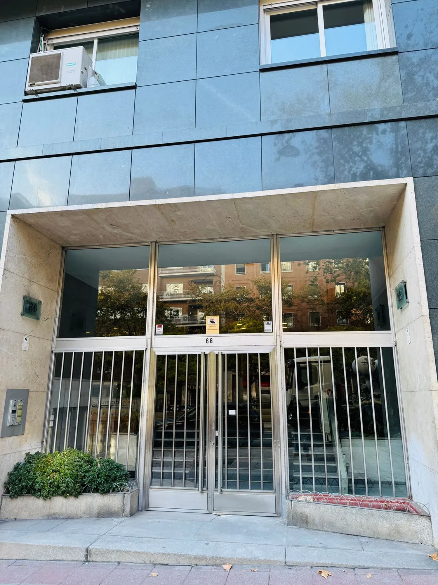 Piso en calle de Cea Bermúdez, 66 - Foto 1