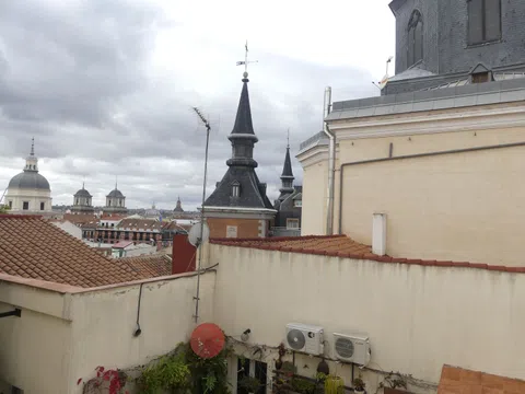 Ático en calle de Concepción Jerónima, 8