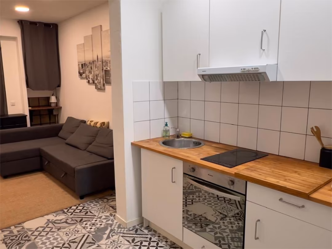 Piso en  Carrer de la Sagrada Família 60 - Foto 5