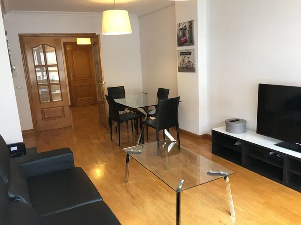 Piso en calle Damaso Alonso, 1