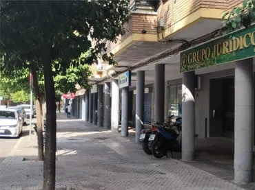 Local comercial en  Calle Rafael Salgado 30 - Foto 8