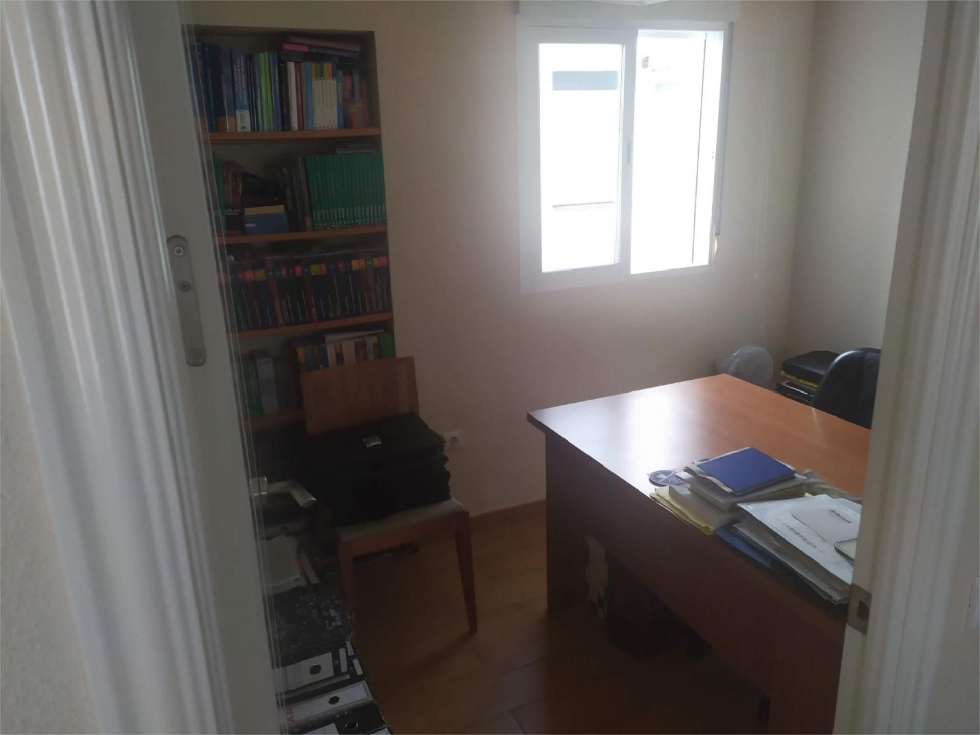 Piso en  Plaza del Conde de Priego 2 - Foto 4