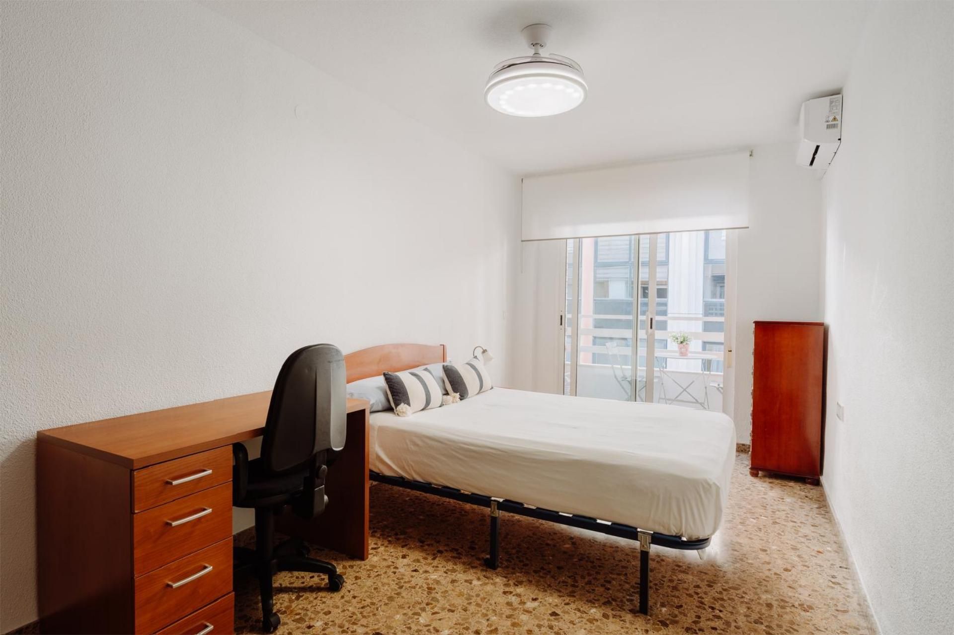 Piso en  Calle de Álvarez Sereix 5 - Foto 4