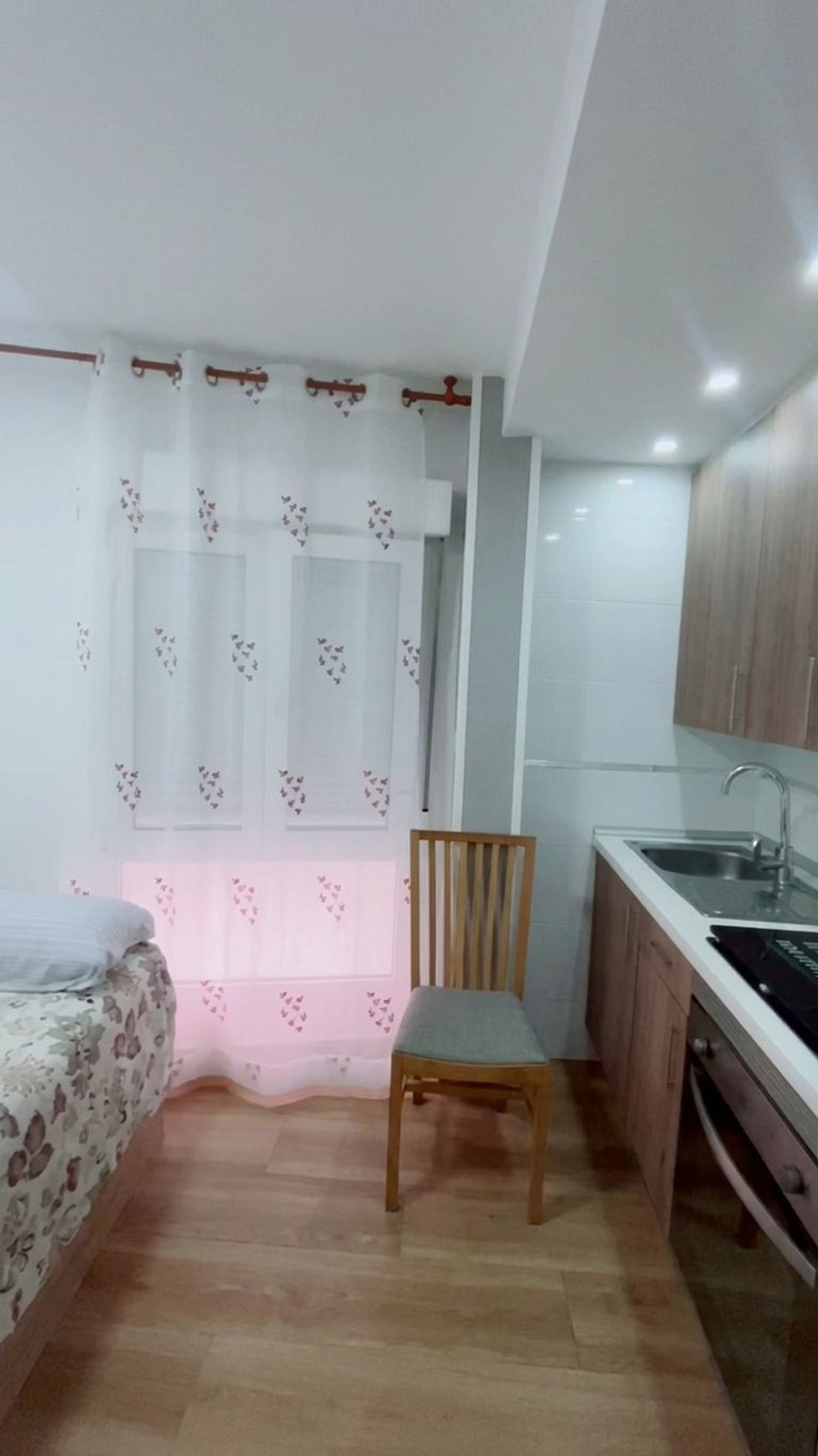 Estudio en Calle Pastrana, Salvador - Foto 4