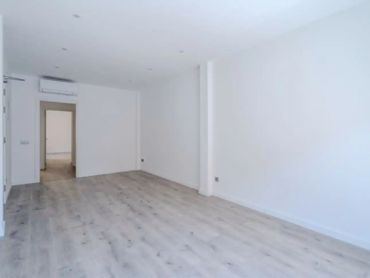 Apartamento en  Carrer de Ramon Llull 15 - Foto 4