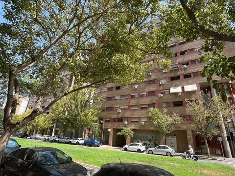 Dúplex en avenida de l'Institut Obrer de València, 1