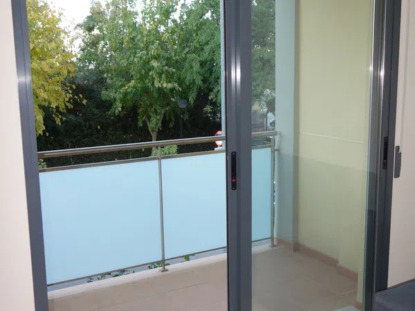 Piso en calle Andrés Sobejano, 13