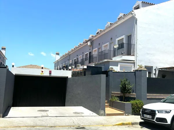 Chalet adosado en Calle Cabo Cope s/n, El Rinconcillo - San José Artesano, El Rinconcillo - San José Artesano - Foto 4