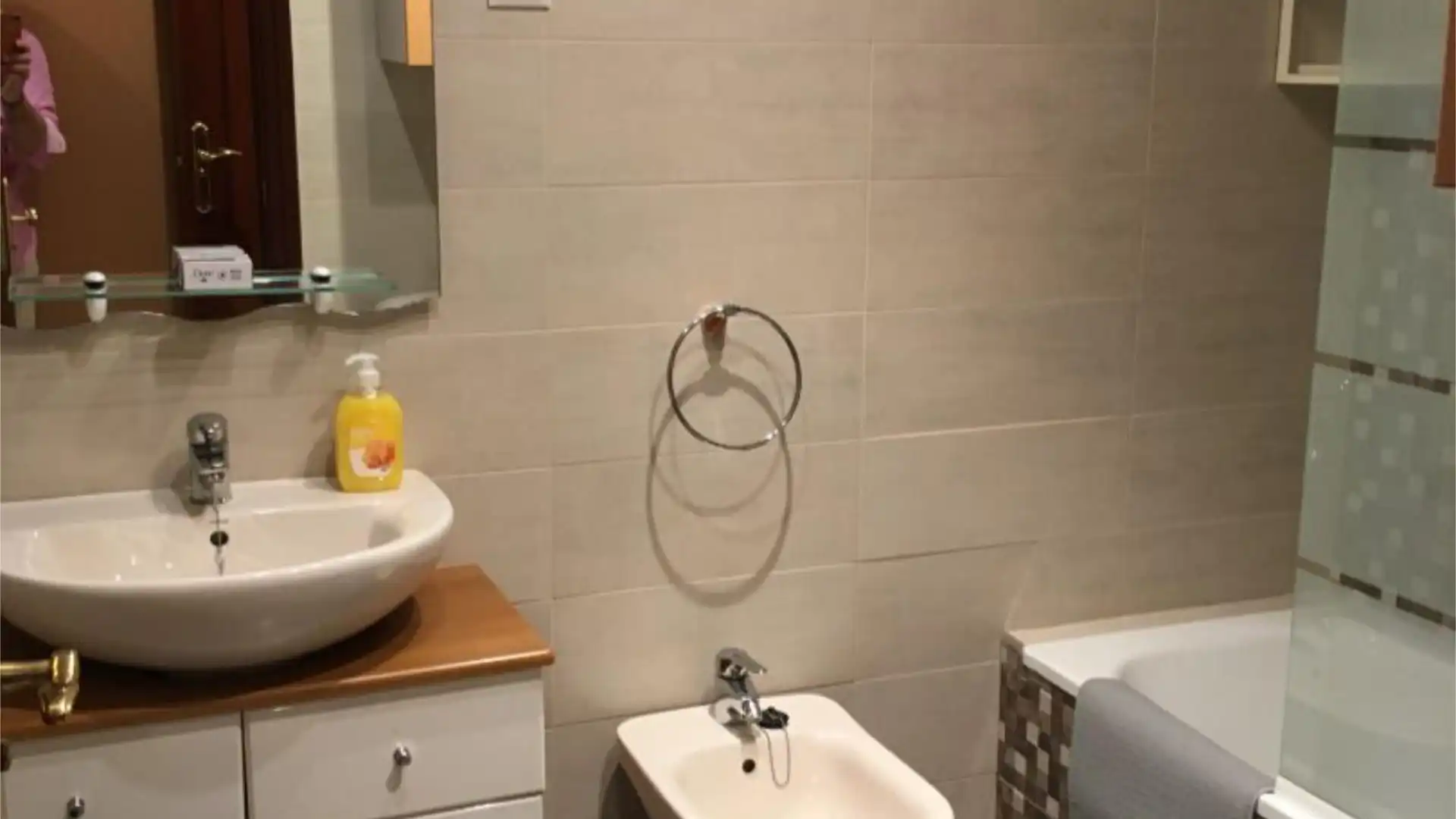 Piso en  Avenida del Editor Ángel Caffarena 21 - Foto 22