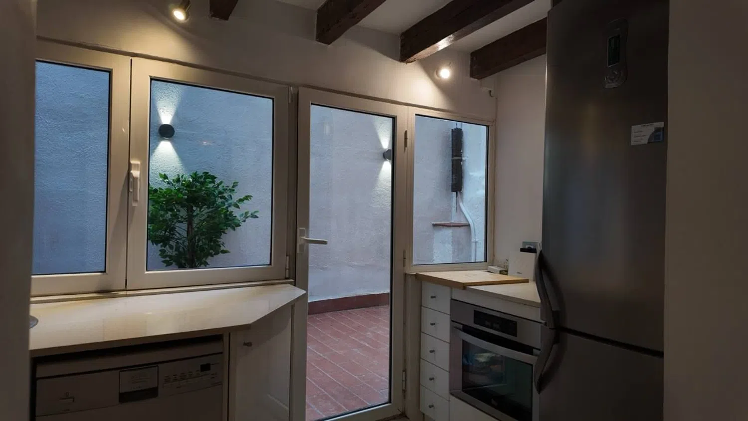 Estudio en calle del Consell de Cent, 270 - Foto 3