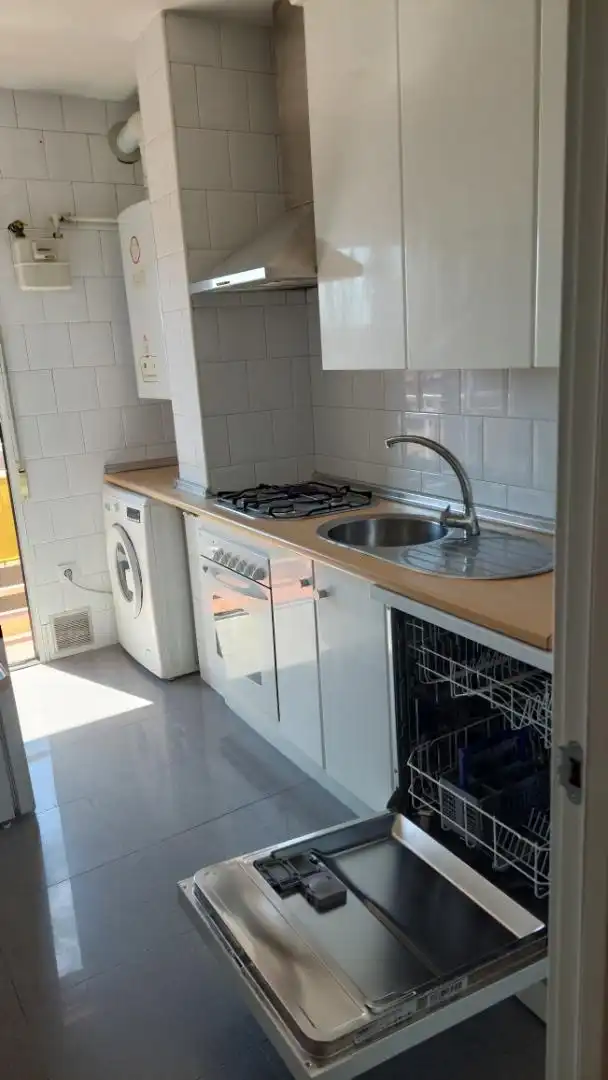 Piso en  Calle de Sebastián Elcano 3 - Foto 3