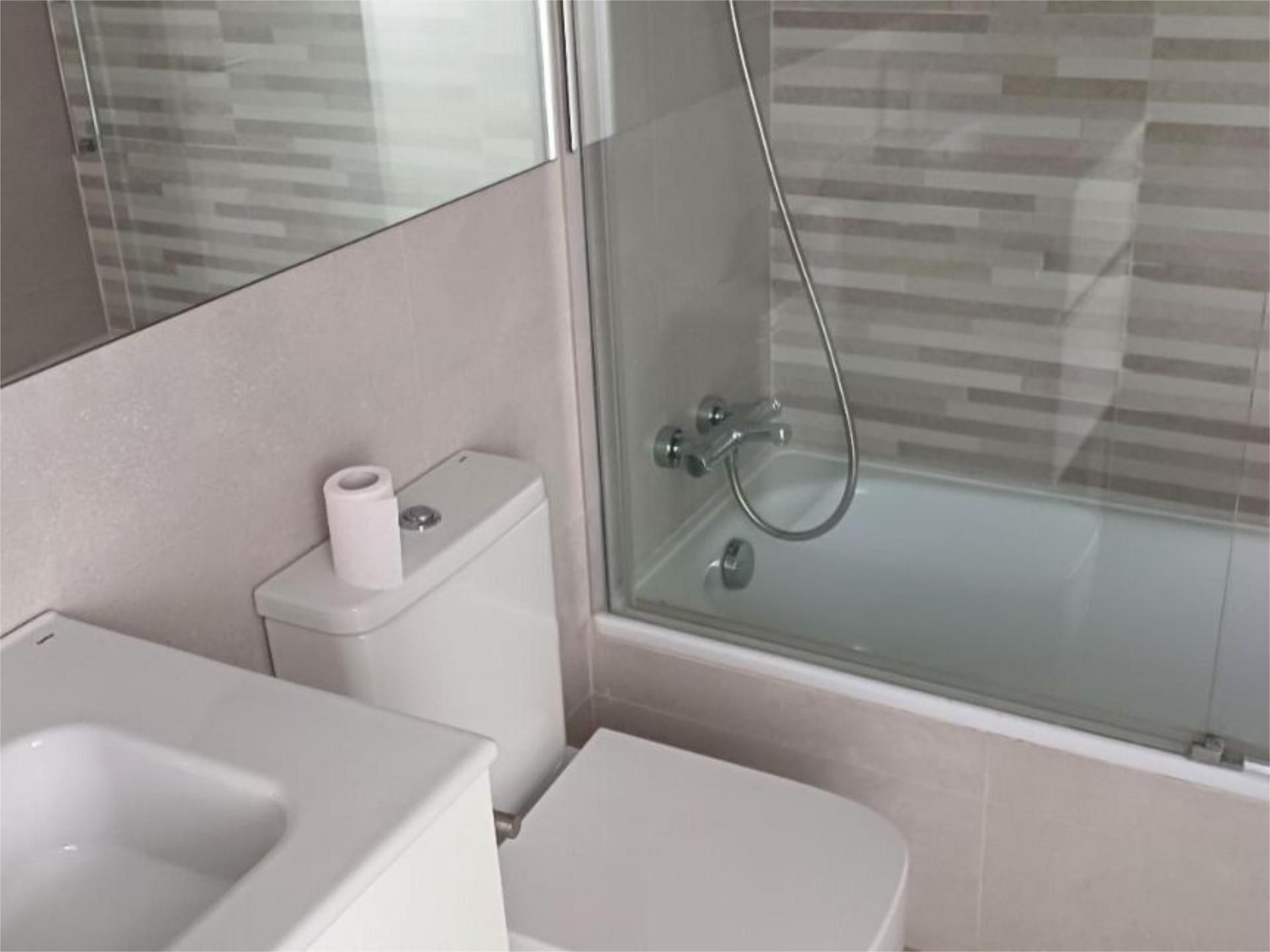 Piso en  Avenida de las Ciencias 17 - Foto 23